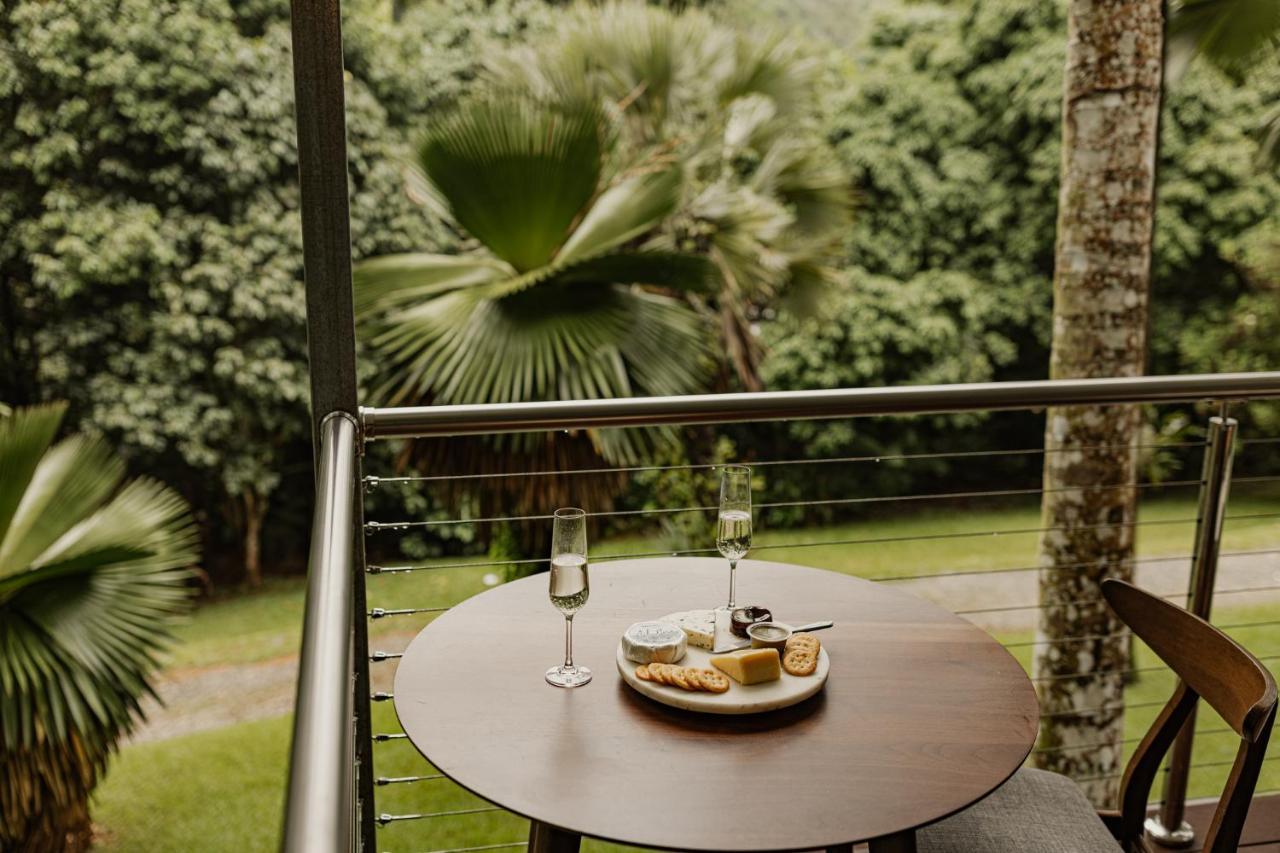mist at Cape Tribulation Villa Exterior foto